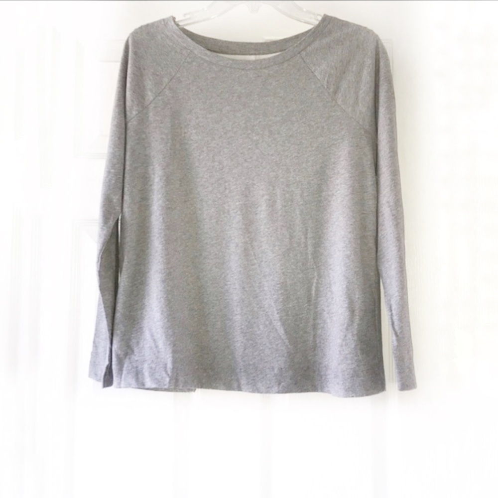 NEW-ANN Taylor Split Back Mixed Media, Round Neck, Long Sleeve, Soft Sweat Shirt - Picture 3 of 7